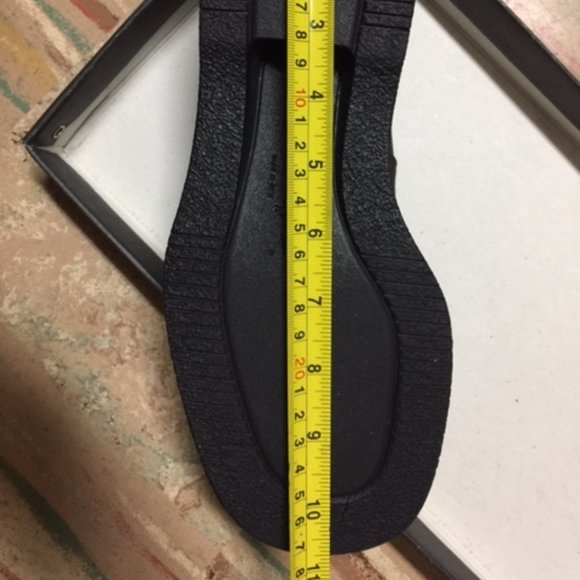 NWOT Salvatore Ferragamo men shoe w/rubber sole - Picture 9 of 9